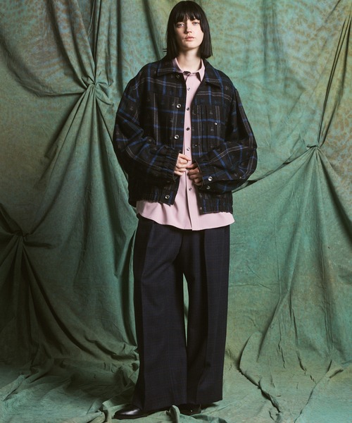 MAISON SPECIAL(メゾンスペシャル)の「《UNISEX》【Italian Dead Stock Fabric】Two-Tuck Prime-Wide Trousers/【イタリアンデッドストックファブリック】2タックプライムワイドスラックス【MAISON SPECIAL/メゾンスペシャル】■セットアップ対応■(スラックス・メンズ・ブラウン/ベージュ/ブラック/ダークネイビー/グレイッシュベージュ/グレー・1/0/2)」の12枚目の写真