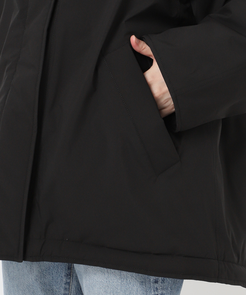 Spick & Span(スピックアンドスパン)の「《追加》2WAY撥水ダウンハーフコート(ダウンジャケット/コート・レディース・ホワイト/ブラック/マルチ/ブラウン系その他・34/36/38)」の12枚目の写真