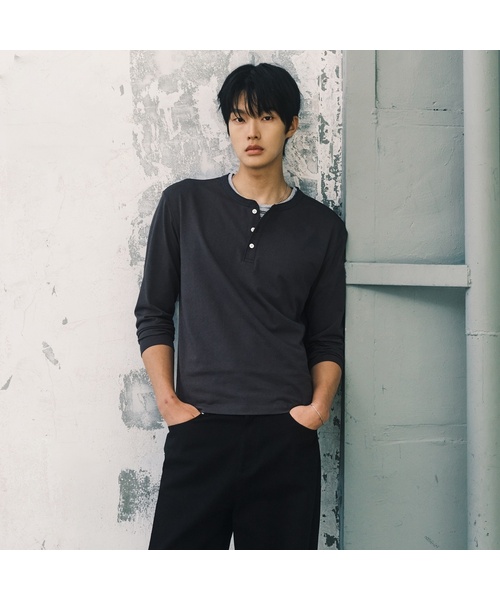 MINDBRIDGE(マインドブリッジ)の「ストライプレイヤードヘンリーネックサロペット長袖Tシャツ(Tシャツ/カットソー・メンズ・ダークグレー・110/105/100/95)」の1枚目の写真