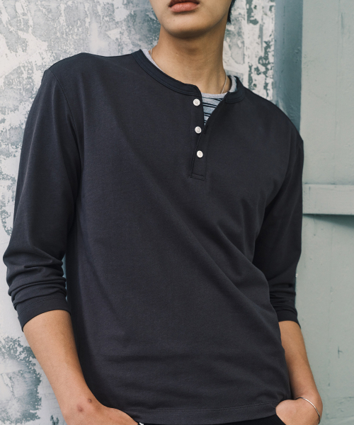 MINDBRIDGE(マインドブリッジ)の「ストライプレイヤードヘンリーネックサロペット長袖Tシャツ(Tシャツ/カットソー・メンズ・ダークグレー・110/105/100/95)」の3枚目の写真