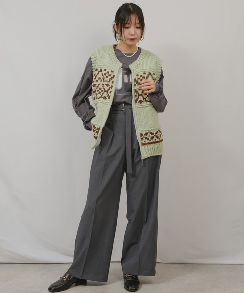 palm RICHE（ポームリシュ）の「チャンキーヤーンニットベスト（ベスト・レディース・チャコールグレー/アイボリー/ミント・M）」の22枚目の写真