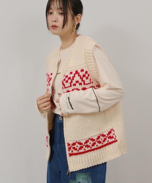 palm RICHE（ポームリシュ）の「チャンキーヤーンニットベスト（ベスト・レディース・チャコールグレー/アイボリー/ミント・M）」の10枚目の写真
