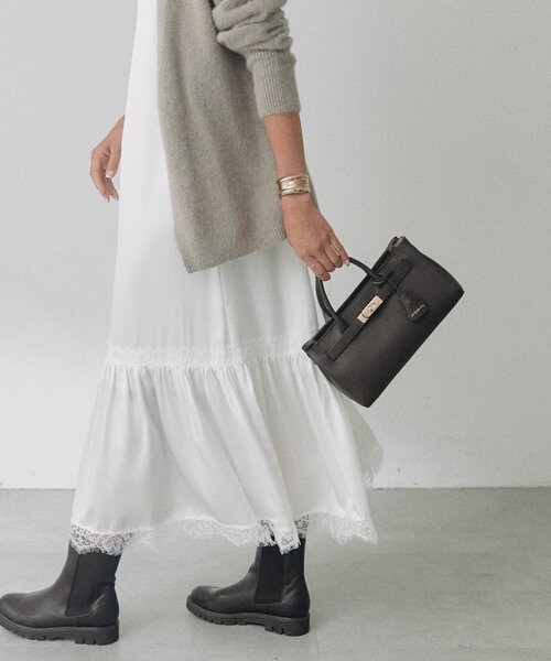 RIVE DROITE(リヴドロワ)の「サテンティアードキャミワンピース(秋服/冬服)(ワンピース・レディース・ブラック/オフホワイト・FREE)」の1枚目の写真