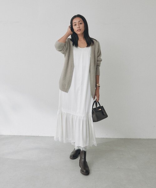 RIVE DROITE(リヴドロワ)の「サテンティアードキャミワンピース(秋服/冬服)(ワンピース・レディース・ブラック/オフホワイト・FREE)」の3枚目の写真