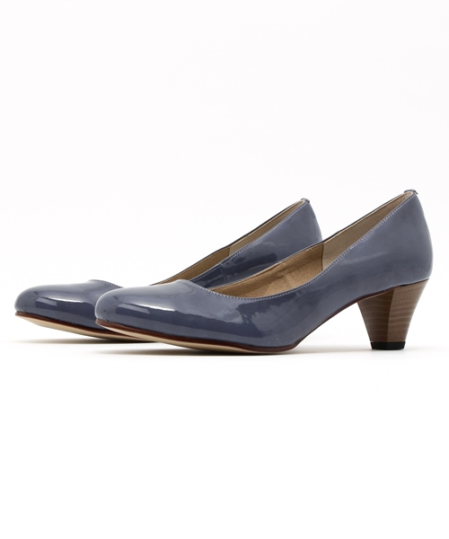 BETTY CLUB(ベティクラブ)の「【21.5cm-26.0cm】 ふかふかラウンドトゥプレーンパンプス(パンプス・レディース・ネイビー/ダークベージュ/ブラック/ブラック系その他/ピンク/ブルー/ベージュ系その他・23.0cm/23.5cm/22.5cm/24.0cm/21.5cm/24.5cm/25.5cm/25.0cm/22.0cm/26.0cm)」の6枚目の写真