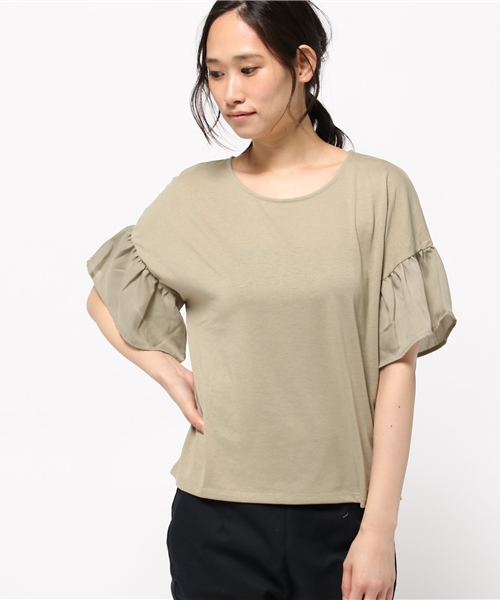 earth music&ecology(アースミュージックアンドエコロジー)の「フレアスリーブプルオーバー(Tシャツ/カットソー・レディース・カーキ/ネイビー/オフホワイト/LT.Gray・FREE)」の14枚目の写真