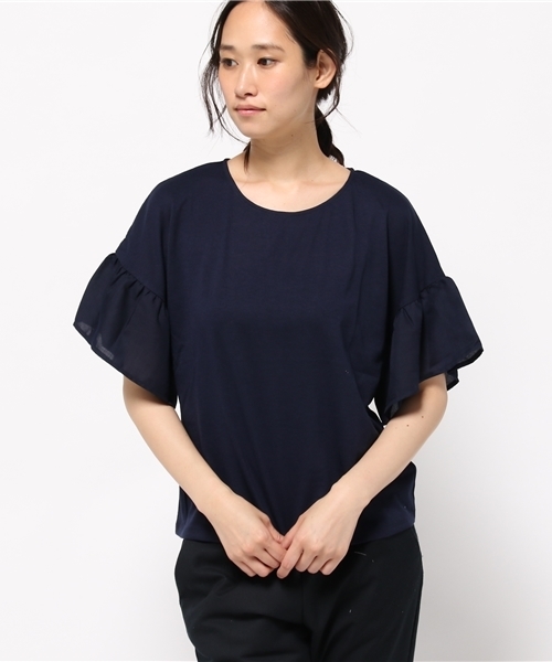 earth music&ecology(アースミュージックアンドエコロジー)の「フレアスリーブプルオーバー(Tシャツ/カットソー・レディース・カーキ/ネイビー/オフホワイト/LT.Gray・FREE)」の3枚目の写真