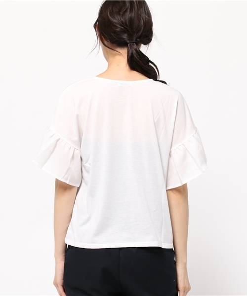 earth music&ecology(アースミュージックアンドエコロジー)の「フレアスリーブプルオーバー(Tシャツ/カットソー・レディース・カーキ/ネイビー/オフホワイト/LT.Gray・FREE)」の7枚目の写真