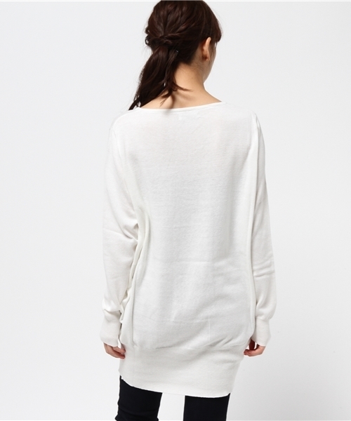 and it_（アンドイット）の「シンプルロングゆったりコットンニット【綿ニット】（ニット/セーター・レディース・オフホワイト/杢グレー/ブラック/ネイビー/グレイッシュベージュ/バーガンディー/ダークグリーン/ロイヤルブルー/マスタード/ブルー・M-L/4L～5L/LL～3L）」の15枚目の写真