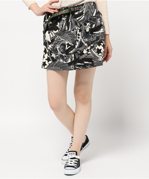 ALDIES(アールディーズ)の「Wing Star Skirt / ウイングスタースカート(スカート・レディース・レッド/ブラック・SMALL/X-SMALL)」の2枚目の写真
