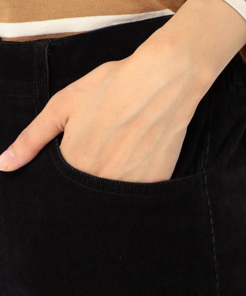 SHIPS Days（シップスデイズ）の「SHIPS Days STANDARD:コーデュロイ パンツ（その他パンツ・レディース・オフホワイト/オリーブ/ベージュ/ダークグレー・SMALL/MEDIUM/LARGE）」の17枚目の写真
