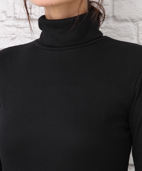 LEPSIM(レプシィム)の「リブタートルインナーLS 728194(Tシャツ/カットソー・レディース・ブラック/オフホワイト/トップグレー・MEDIUM/LARGE)」の6枚目の写真