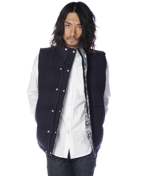 CIAOPANIC（チャオパニック）の「ウール中綿フードベスト（ダウンベスト・メンズ・ネイビー/チャコールグレー・MEDIUM/LARGE）」の10枚目の写真