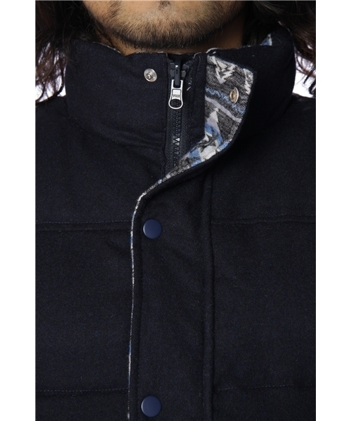 CIAOPANIC（チャオパニック）の「ウール中綿フードベスト（ダウンベスト・メンズ・ネイビー/チャコールグレー・MEDIUM/LARGE）」の4枚目の写真