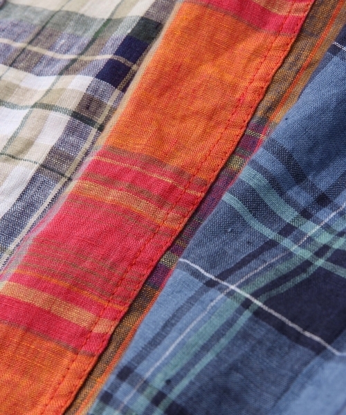 GLOBAL WORK（グローバルワーク）の「フレンチリネンチェックシャツ長袖/738305（シャツ/ブラウス・レディース・ブルー/ピンク/ホワイト/ネイビー・LARGE/MEDIUM/SMALL）」の5枚目の写真