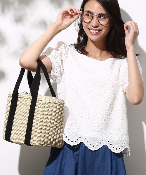 ROPE' PICNIC（ロペピクニック）の「カットワークボリュームスリーブブラウス（シャツ/ブラウス・レディース・ホワイト系その他/ブラック/ワイン・38）」の2枚目の写真
