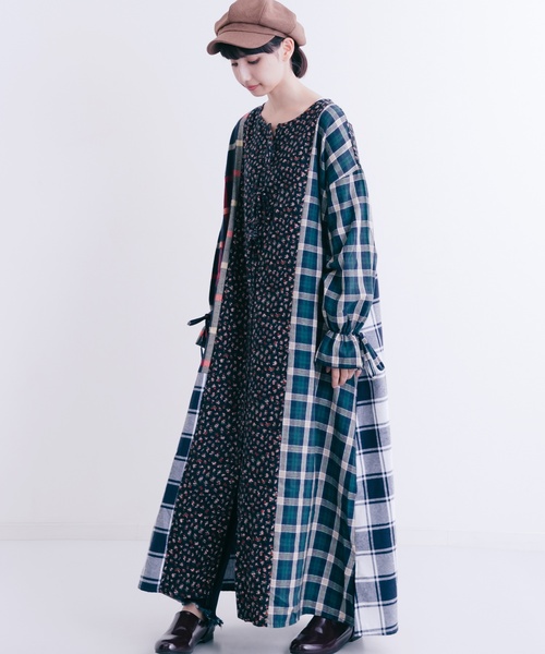 merlot ワンピース　２点まとめ売り merlot <ニシワキタダシさんコラボ>ダム柄ワンピース ワニ柄