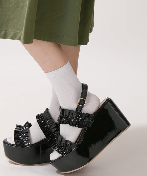 WEGO（ウィゴー）の「WEGO/フリル厚底サンダル（サンダル・レディース・ブラック/その他1/ライトインディゴブルー・LARGE/MEDIUM）」の2枚目の写真