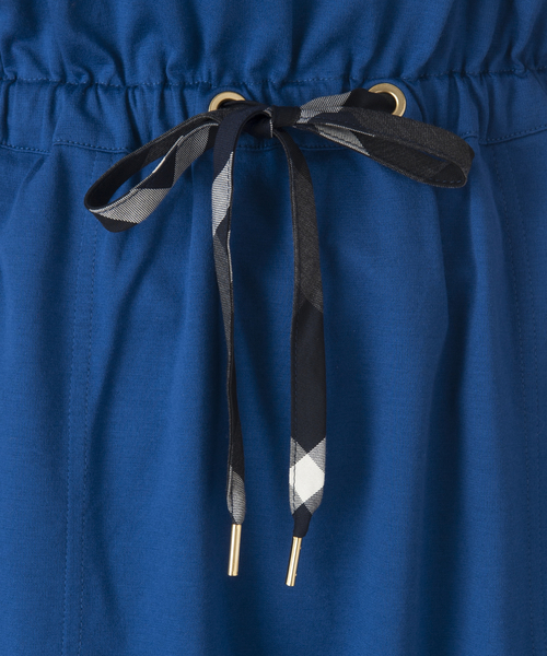 BLUE LABEL CRESTBRIDGE（ブルーレーベルクレストブリッジ）の