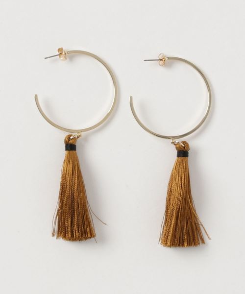 DouDou（ドゥドゥ）の「フリンジピアス（ピアス（両耳用）・レディース・ベージュ/グレー/キャメル・FREE）」の3枚目の写真