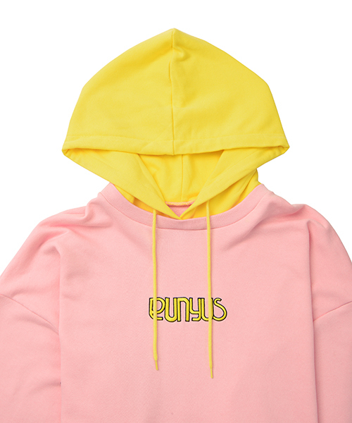 PUNYUS（プニュズ）の「バイカラーロゴパーカー（パーカー・レディース・ブラック/ピンク/グリーン・1/2/4/3）」の9枚目の写真