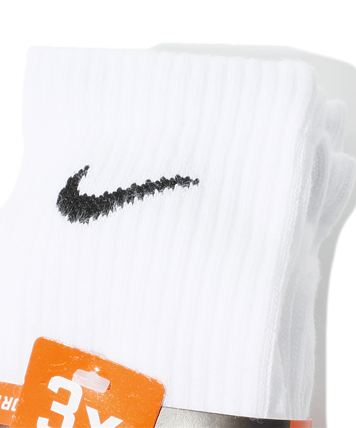 NIKE（ナイキ）の「ナイキ 3足セット コットンソックス NIKE 3P COTTON SOCKS CREW（ソックス/靴下・レディース・ホワイト・24cm）」の2枚目の写真