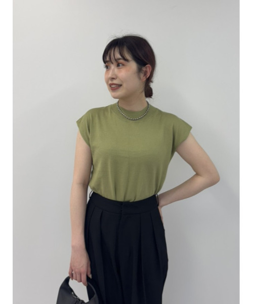 titivate(ティティベイト)の「ベーシックフレンチスリーブライトニット(ニット/セーター)」|ライトカーキ
