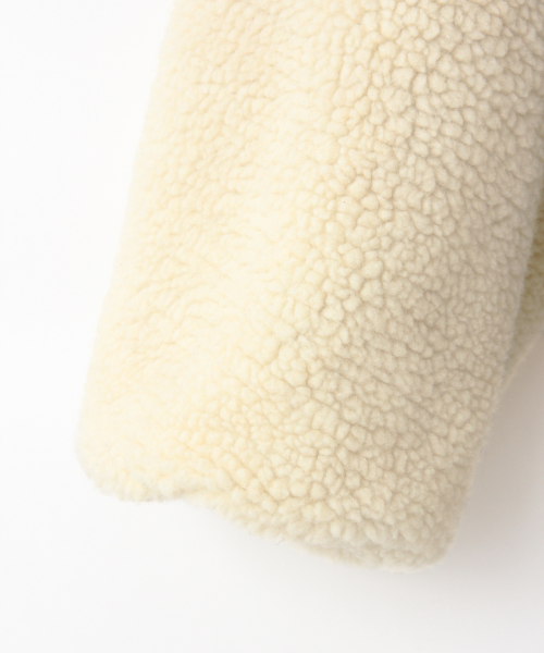 LOWRYS FARM（ローリーズファーム）の「リバーシブルボアブルゾン　847079（ブルゾン・レディース・チャコールグレー/ベージュ/アイボリー/ブラウン・FREE）」の19枚目の写真