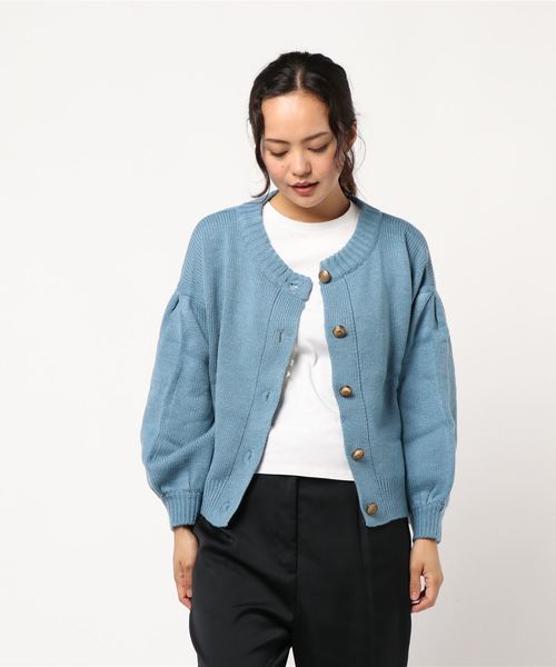 earth music&ecology（アースミュージックアンドエコロジー）の「・レトロ釦ニットカーディガン ＊（カーディガン/ボレロ・レディース・ブラック/サックスブルー/グリーン/アイボリー/杢グレー/テラコッタ・FREE）」の11枚目の写真