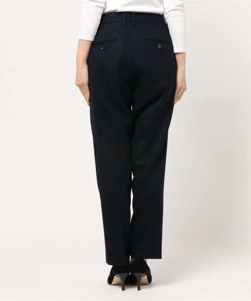 IENA(イエナ)の「サキソニーストレッチパンツ◆(その他パンツ・レディース・ベージュ/ネイビー/ブラウン/アイボリー・40/38/36/34)」の20枚目の写真