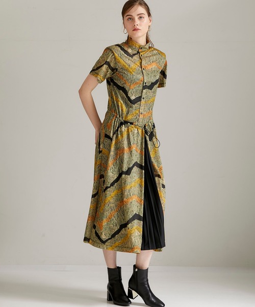 ワンピース TOGA PULLA Rayon print dress TOGA PULLA Rayon print dress ワンピース - メルカリ