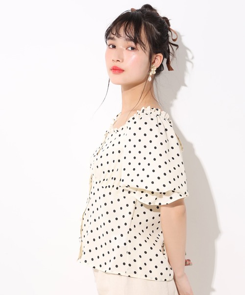 one after another NICE CLAUP(ワンアフターアナザーナイスクラップ)の「袖ボリューム2wayブラウス(シャツ/ブラウス・レディース・オフホワイト/ブラック系その他/ドット/チェック・FREE)」の19枚目の写真