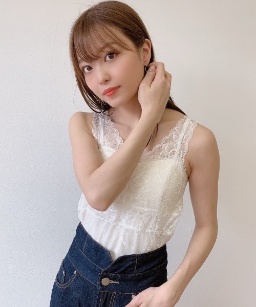 VANNIE U（ヴァニーユー）の「カップ付きレースインナー（キャミソール・レディース・ホワイト/ブラック/ベージュ・FREE）」の14枚目の写真