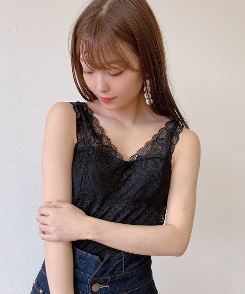 VANNIE U（ヴァニーユー）の「カップ付きレースインナー（キャミソール・レディース・ホワイト/ブラック/ベージュ・FREE）」の17枚目の写真