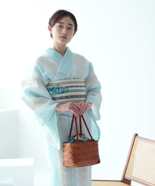 utatane（ウタタネ）の「近江ちぢみ 本麻浴衣3点セット 水色ぼかし縞