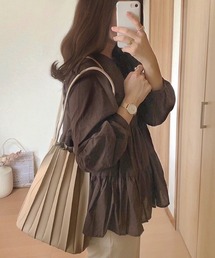 バンドカラーティアードブラウス