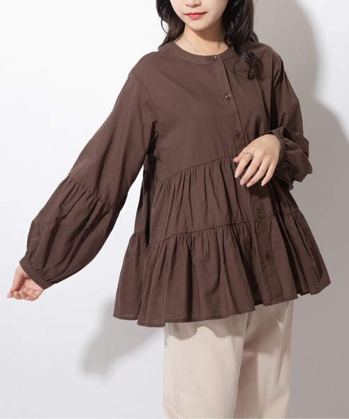 Mysa&Liina(ミーサリーナ)の「バンドカラーティアードブラウス(シャツ/ブラウス・レディース・ブラウン/ベージュ/カーキ/オフホワイト/ピンクベージュ・M)」の10枚目の写真