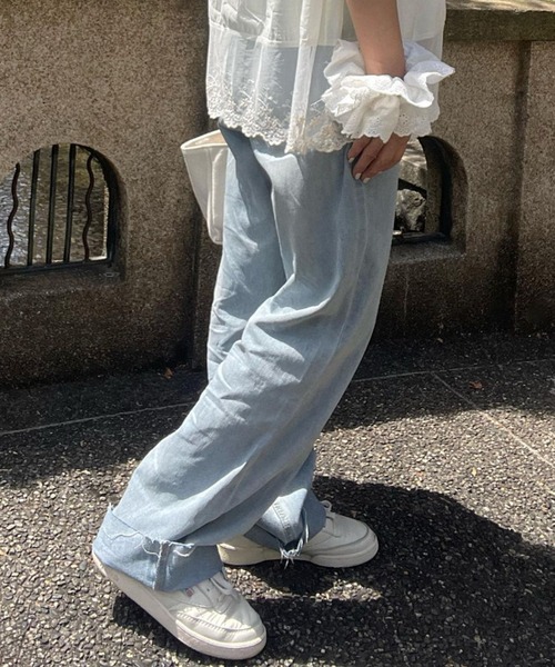 Ulysses（ユリシス）の「ハイウエストストレートデニム（デニムパンツ・レディース・ライトブルー/ホワイト/ブラック/ダークブルー・S/M/L/XL）」の6枚目の写真