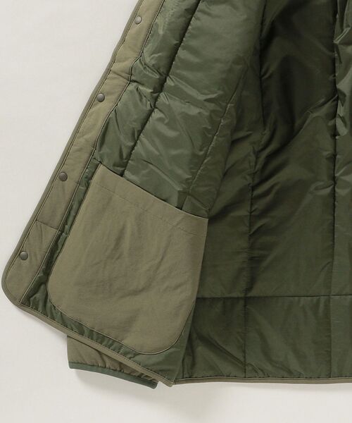 SHIPS any（シップス エニィ）の「DESCENTE ddd: ライト パフ カーディガン ジャケット（ブルゾン・メンズ・ブラック/オリーブ・SMALL/MEDIUM/LARGE）」の8枚目の写真