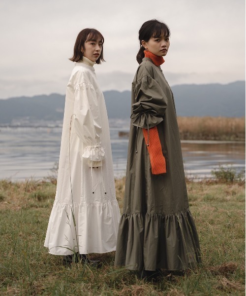 akuR(アクル)の「【akuR/2020AW】チェンジフリルロングワンピース(ワンピース・レディース・モスグリーン/ホワイト・FREE)」の21枚目の写真