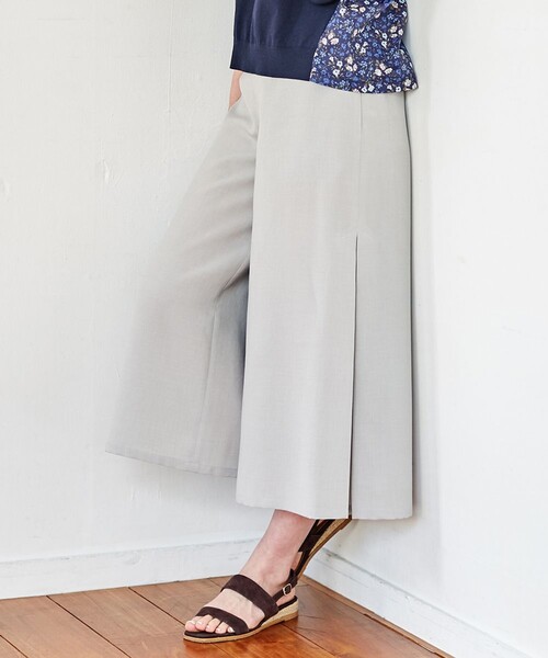 J.PRESS Ladies(J.プレス レディス)の「【洗える】シックアンドシンボイル パンツ(その他パンツ・レディース・ベージュ系/スモーキーグリーン系/ネイビー系・S/XXS/XS)」の1枚目の写真