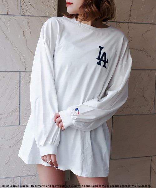 BACK TO THE FIELD（バック トゥー ザ フィールド）の「【MLB】OLD ENGLISHロゴロングスリーブTシャツ（Tシャツ/カットソー・レディース・ブラック/オフホワイト/カーキ・FREE）」の20枚目の写真
