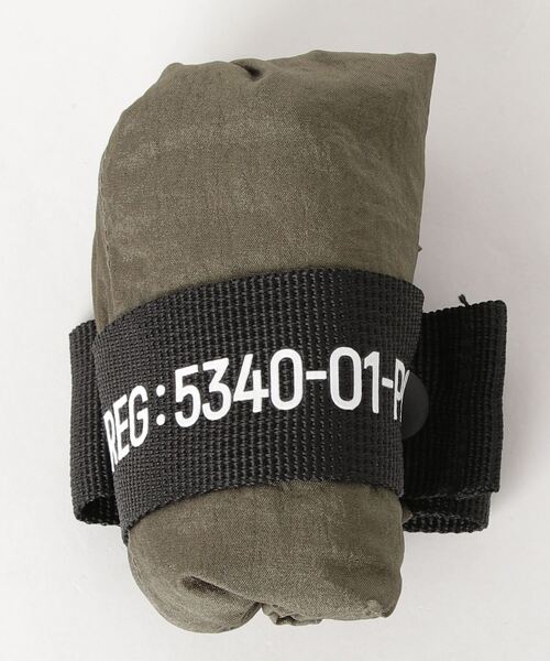 JACK & MARIE(ジャックアンドマリー)の「POSTGENERAL PACKABLE PARACHUTE NYLON BAG (ポストジェネラル )(エコバッグ/サブバッグ・メンズ・ブラック/オリーブ/ブラウン系その他・FREE)」の4枚目の写真