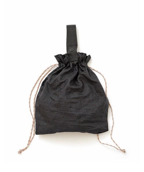 JACK & MARIE(ジャックアンドマリー)の「POSTGENERAL PACKABLE PARACHUTE NYLON BAG (ポストジェネラル )(エコバッグ/サブバッグ・メンズ・ブラック/オリーブ/ブラウン系その他・FREE)」の10枚目の写真