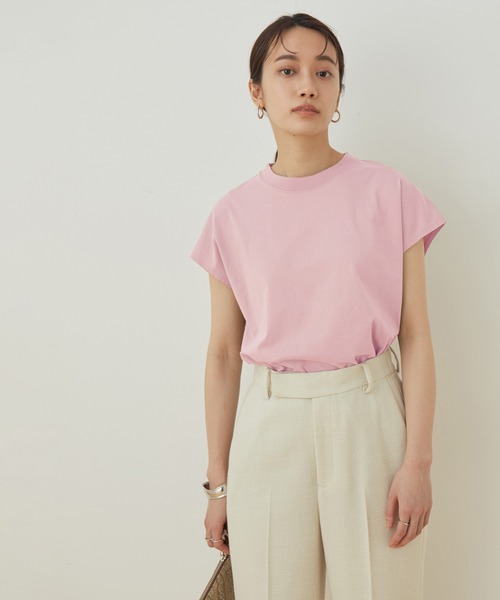 ADAM ET ROPE'(アダムエロペ)の「コットンクルーネックフレンチTEE(Tシャツ/カットソー・レディース・ホワイト/チャコールグレー/ピンク/クリーム/ブラウン系その他3・FREE)」の5枚目の写真
