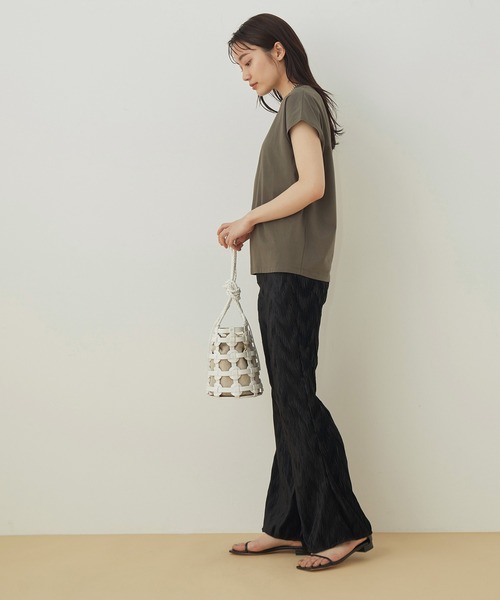 ADAM ET ROPE'(アダムエロペ)の「コットンクルーネックフレンチTEE(Tシャツ/カットソー・レディース・ホワイト/チャコールグレー/ピンク/クリーム/ブラウン系その他3・FREE)」の22枚目の写真