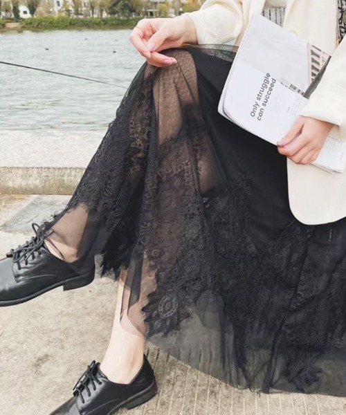 Futier land（フューティアランド）の「裾レースチュールスカート（スカート・レディース・アイボリー/ブラック/グレー・FREE）」の8枚目の写真