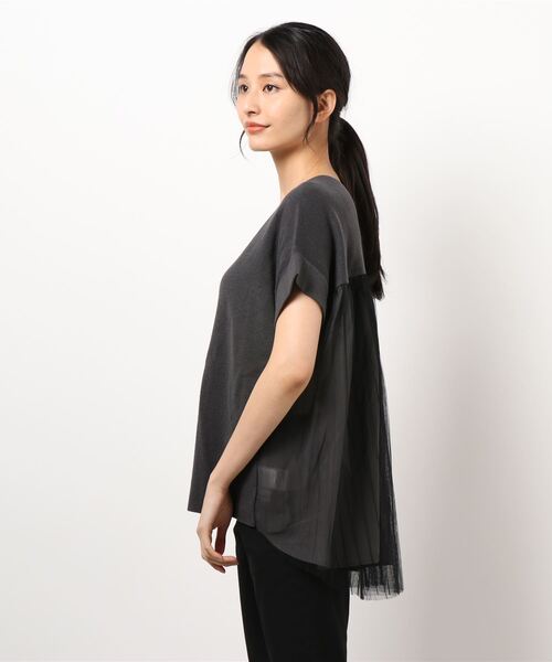 INTERPLANET（インタープラネット）の「ＢＡＣＫプリーツチュールニットプルオーバー（ニット/セーター・レディース・チャコールグレー/ライトグレー/ベージュ・FREE）」の15枚目の写真