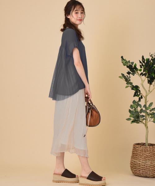 INTERPLANET（インタープラネット）の「ＢＡＣＫプリーツチュールニットプルオーバー（ニット/セーター・レディース・チャコールグレー/ライトグレー/ベージュ・FREE）」の21枚目の写真