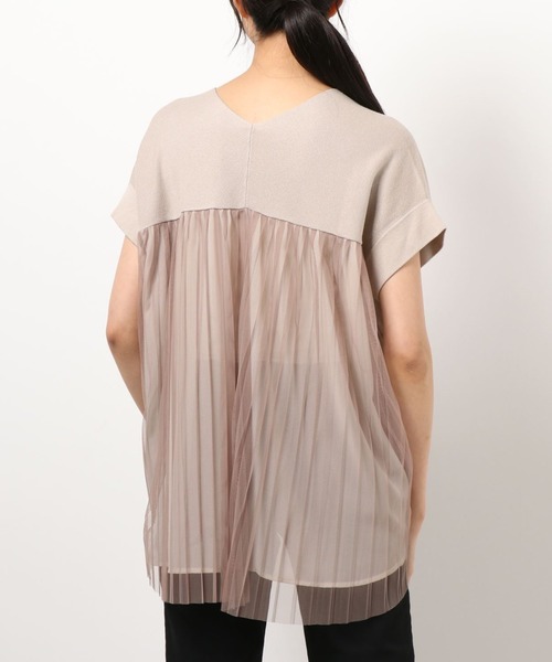 INTERPLANET（インタープラネット）の「ＢＡＣＫプリーツチュールニットプルオーバー（ニット/セーター・レディース・チャコールグレー/ライトグレー/ベージュ・FREE）」の11枚目の写真